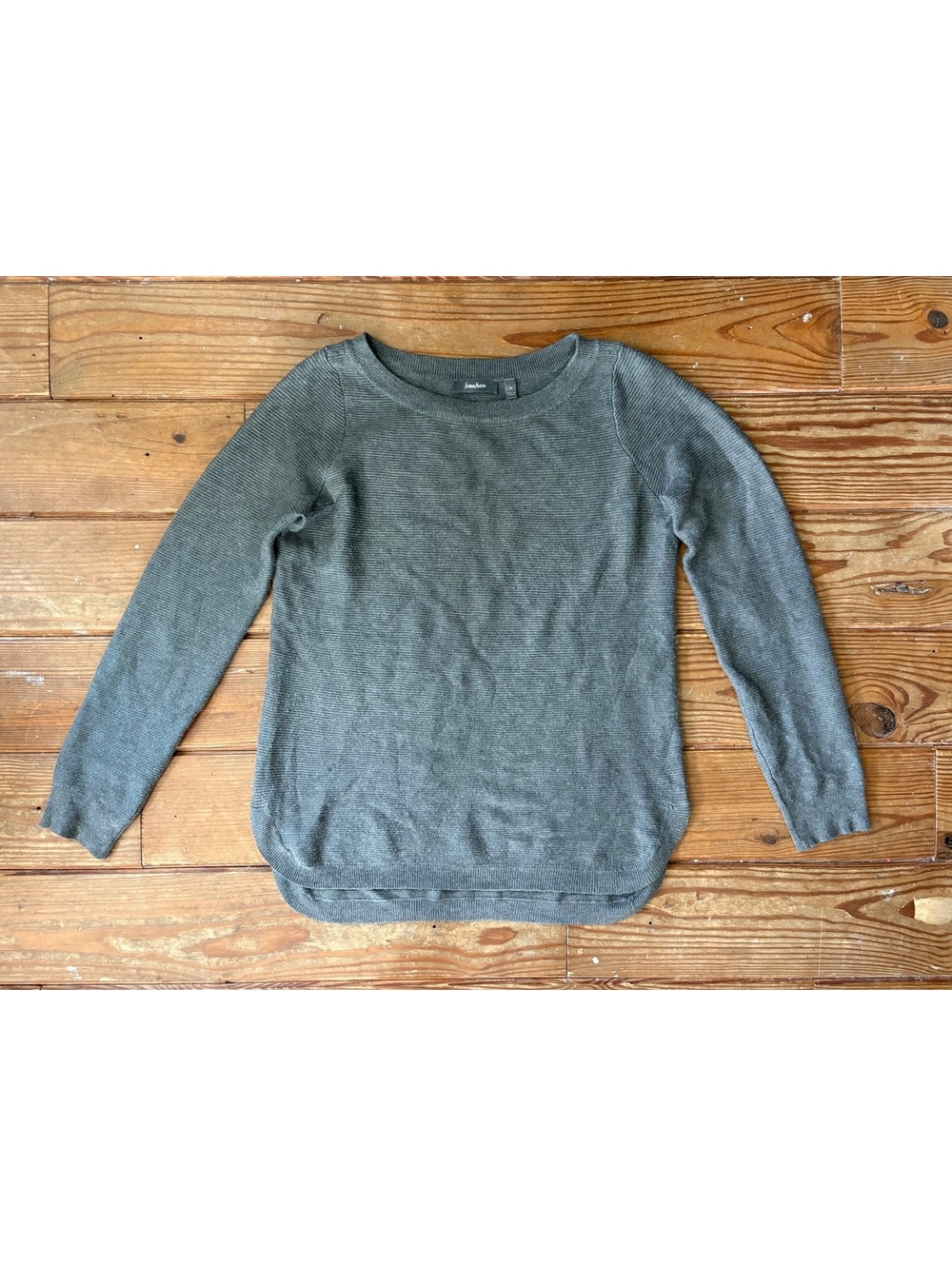 Neiman Marcus Charcoal Gray Fine Knit Sweater Women’s Small High Low Hem - Picture 1 of 7